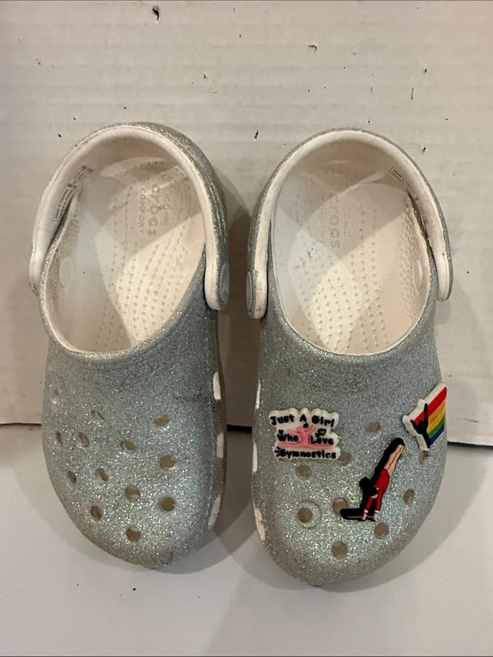 CROCS Kids Sparkle Clogs with Rainbow & Gymnastic Charms - Silver ( sz 10)